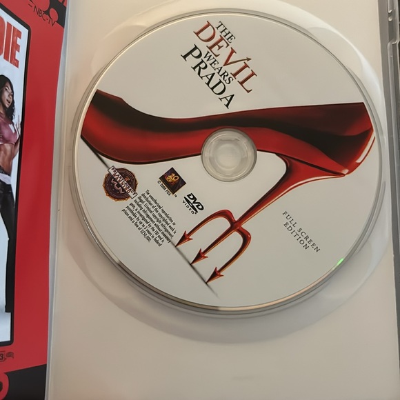 COPY - The Devil Wears Prada DVD movie Meryl Streep & Anne Hathaway - Picture 2 of 3